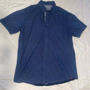 Men’s casual button up with miniature paisley print
